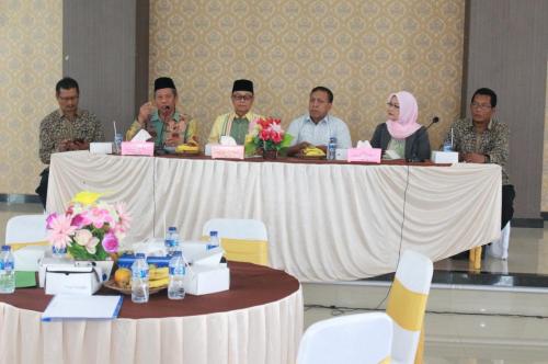 rapat dunia usaha dunia industri